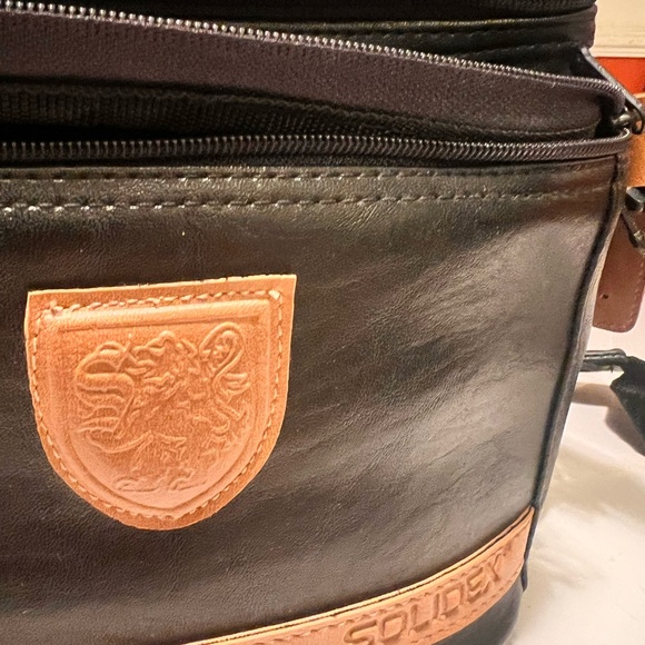 NWT SOLIDEX PERFORMANCE VIDEO LUGGAGE - Picture 2 of 11